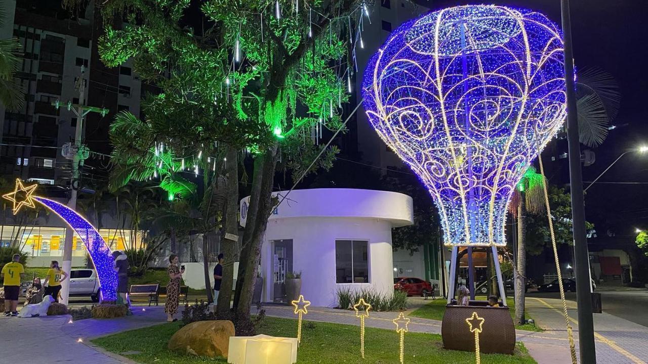 Kitnet S2 Em Torres-Rs - Na Mais Bela Praia Gaucha - Cozinha - Banheiro - Ar Condicionado - Tv Smart 32' - Wi-Fi - Estacionamento - Anfitria Superhost No Bnb Ngoại thất bức ảnh